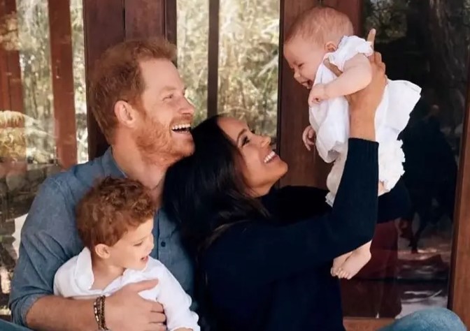 Meghan Markle y el príncipe Harry recibirán premio y se genera polémica
